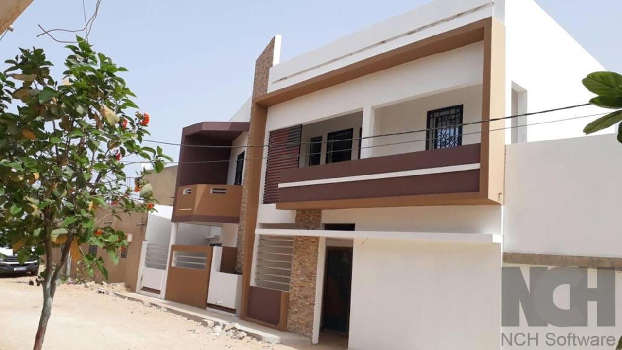 Saly - Villa Kage 6 Chambres -Clim-Wifi-Eau Chaude-Billard-Babyfoot-Ping Pong-Canal - Electricite Non Comprise Esterno foto
